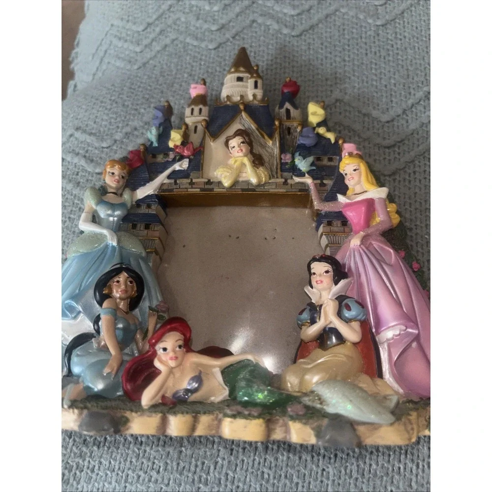 Disney Parks Authentic Princess Castle Walt 3D Photo Picture Frame